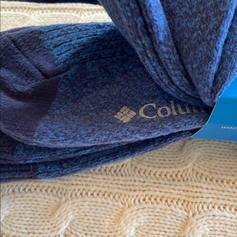 NWT blue Women’s Columbia 9-11 sock size Super soft Crew Mi-Chaussettes 2 prs